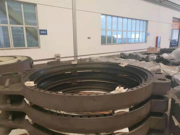 需要热装的钢圈.jpg 需要热装的钢圈.jpg
